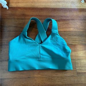 Green size M brand Iwa ribbed